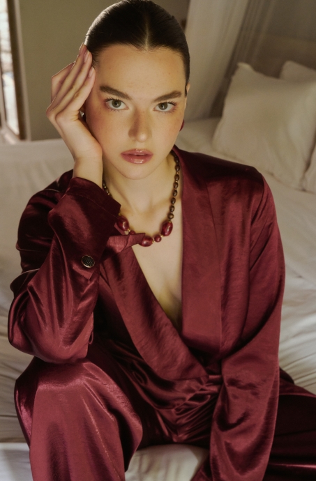 norris-set-red