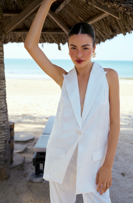 sylvia-set-white